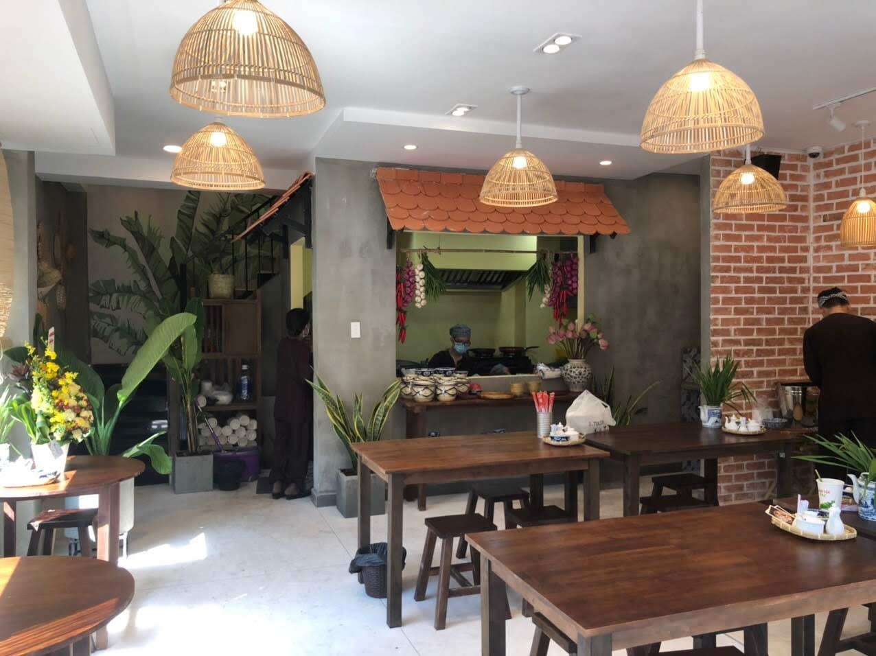 QUÁN ĂN GÁNH ƯỚT 1960 - CHI NHÁNH CMT8